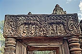 Banteay Srei temple - sculpted lintels and columns on the sides of the doors